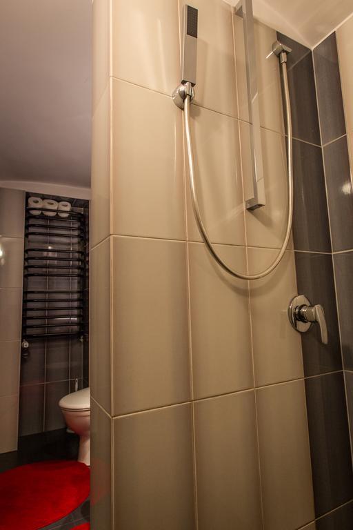 Apartament Tipton Lägenhet Jelenia Góra Exteriör bild