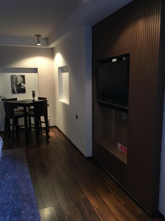 Apartament Tipton Lägenhet Jelenia Góra Exteriör bild