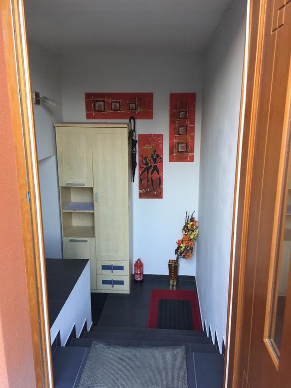 Apartament Tipton Lägenhet Jelenia Góra Exteriör bild